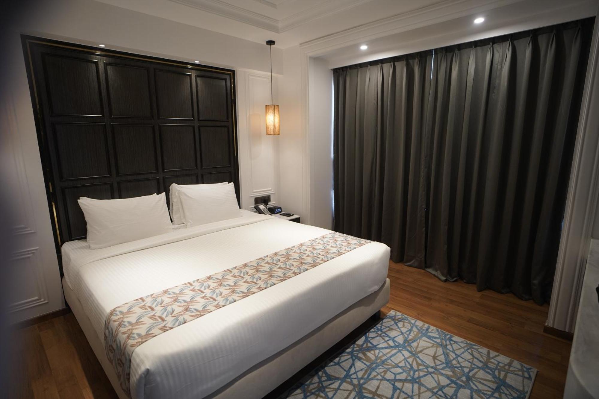 Hotel Soot Calcutta Extérieur photo